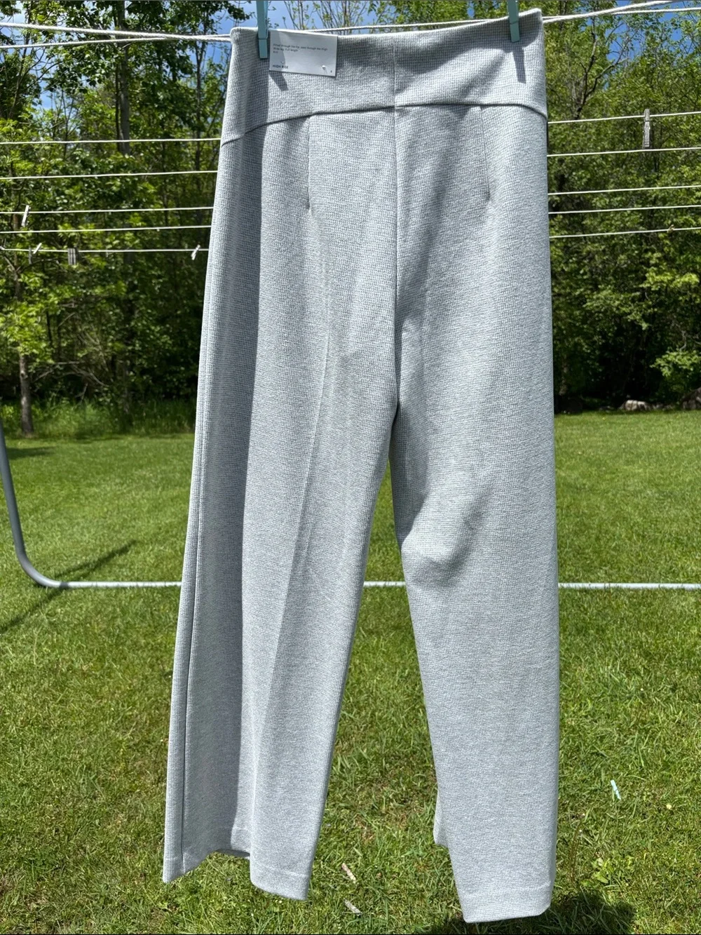 Ann Taylor Light Gray Wide-Leg Knit Pants with Front Buttons Sz 6